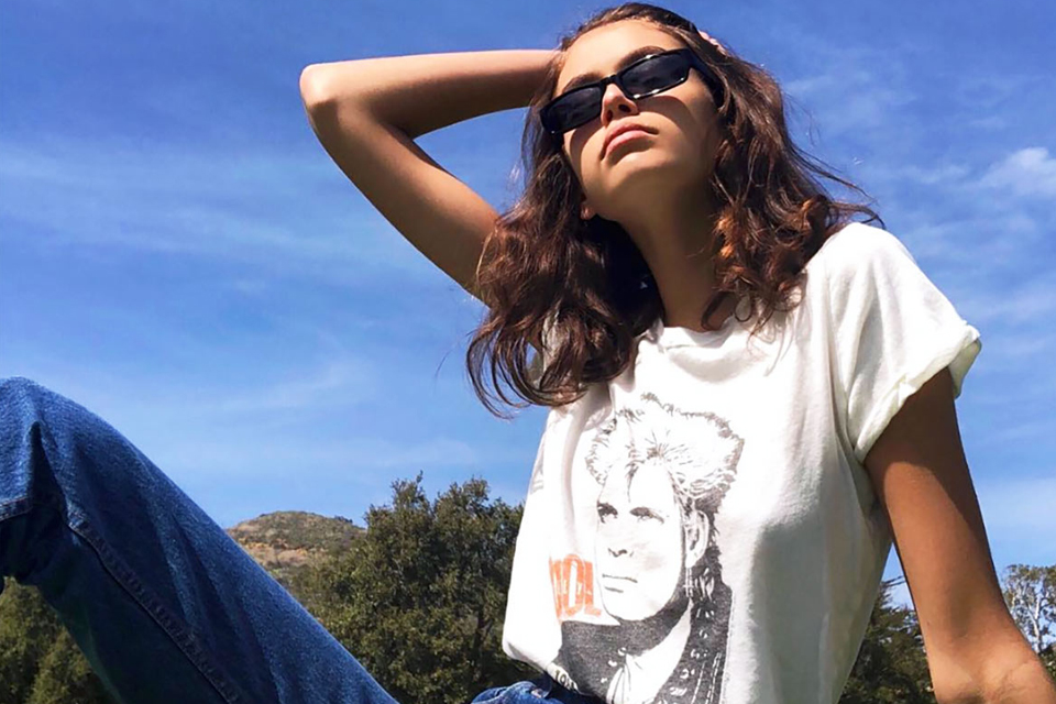 4-celebrities-μας-δείχνουν-4-διαφορετικά-σύνολα-γι-2256473