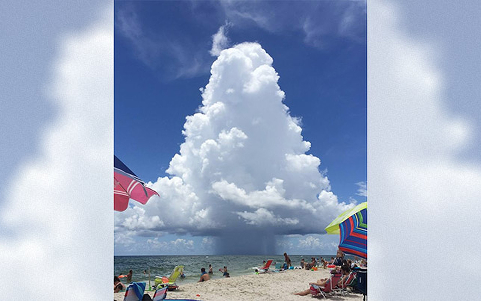 ενα-σύννεφο-σαν-χριστουγεννιάτικο-δέ-2256792