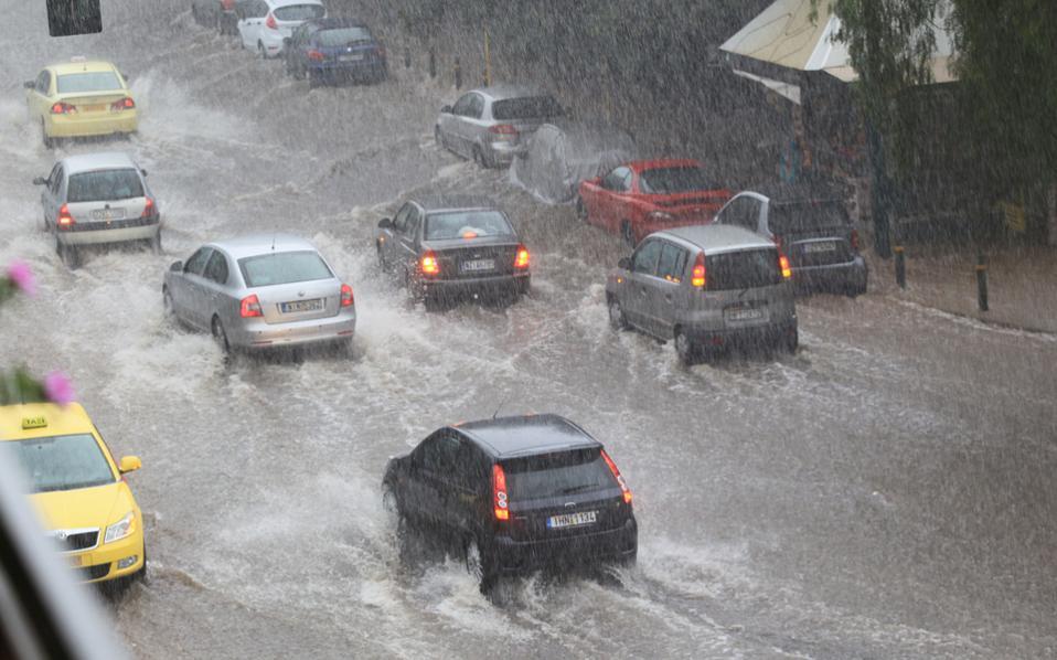 ισχυρή-βροχόπτωση-με-χαλάζι-στη-θεσσα-2256163