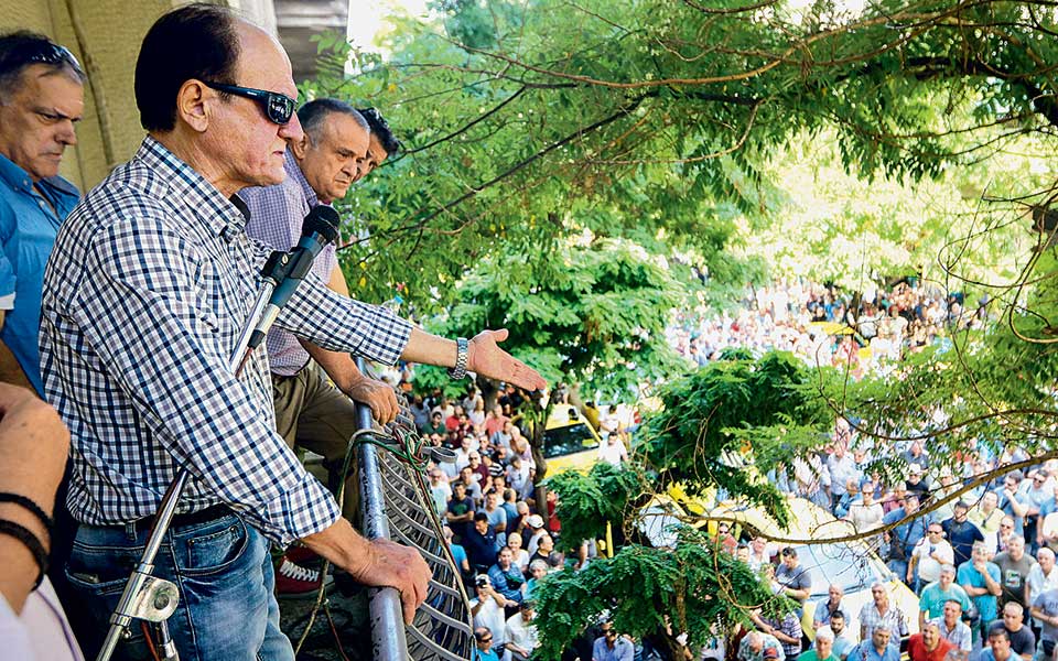 επισπεύδει-το-τέλος-τους-2256084