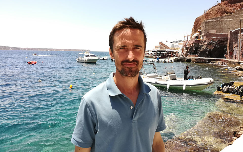 πιερ-ιβ-κουστό-στην-κ-η-θάλασσα-της-σ-2256644