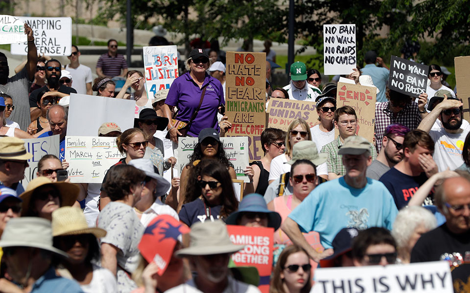 ηπα-μαζικές-διαδηλώσεις-κατά-του-χωρι-2259515