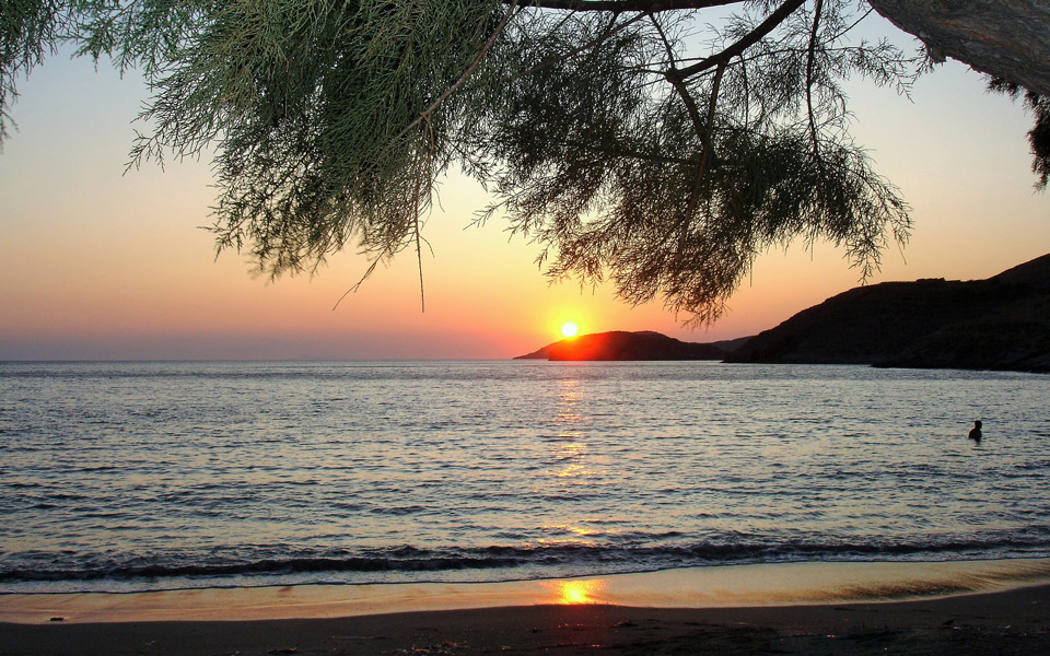 ανοδικούς-ρυθμούς-ανάπτυξης-καταγρά-2257740