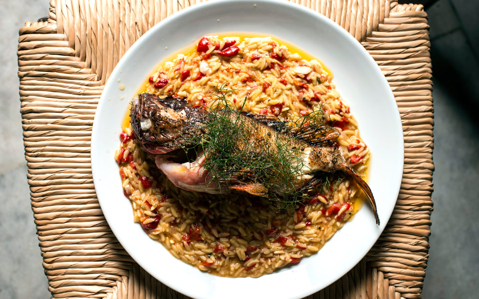 το-γιουβέτσι-με-σκορπίνα-του-λουκά-μετ-2254304