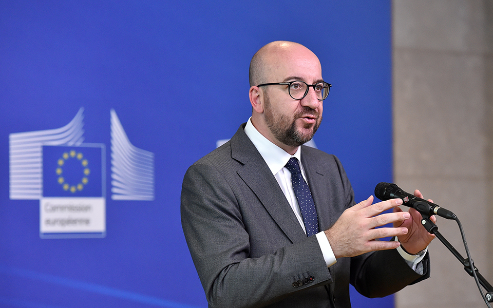 μισέλ-σημαντικός-ο-έλεγχος-των-εξωτερ-2258182