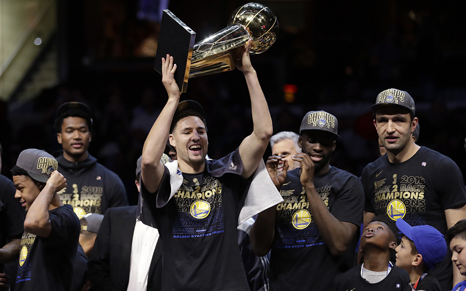 nbaσκούπισαν-τον-λεμπρόν-οι-γουόριορς-2255067