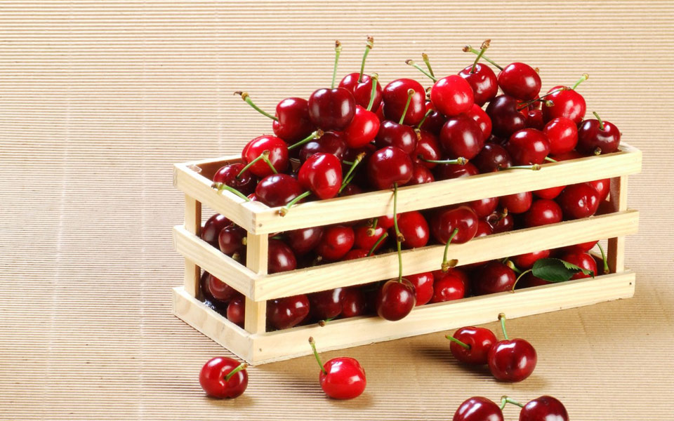 κεράσια-για-κέρασμα-2254508