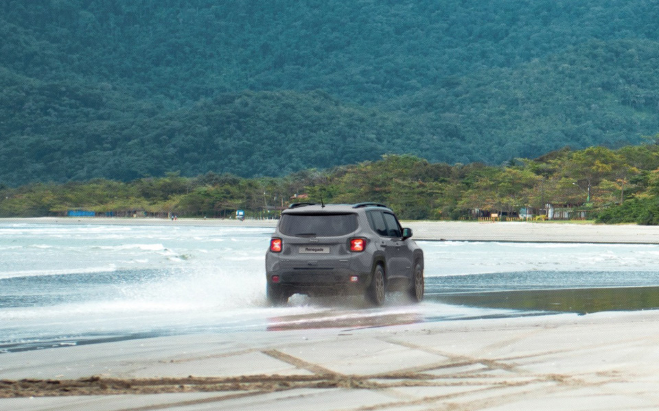η-jeep-υπερήφανος-χορηγός-του-paros-international-wind-odyssey-2018-2259090