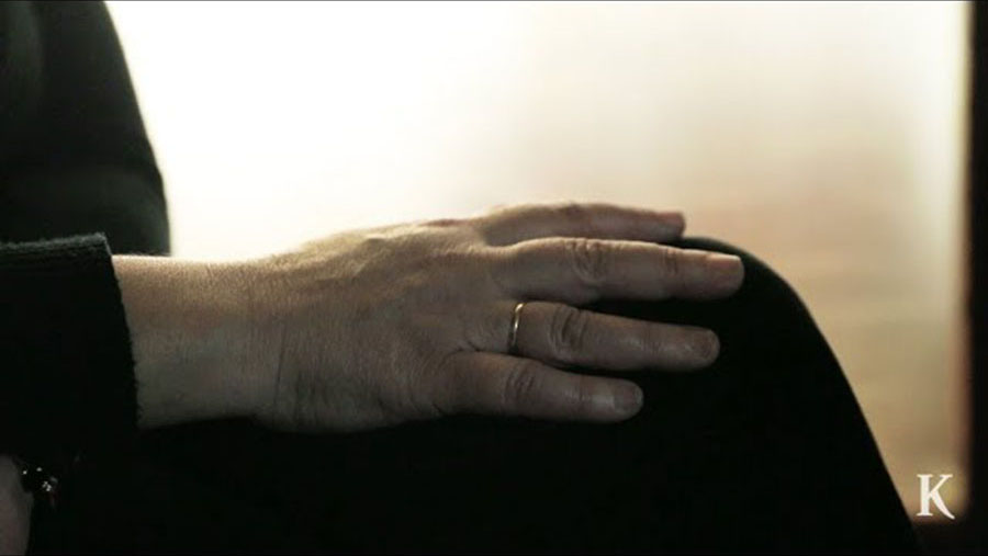 το-φορτίο-όσων-μένουν-πίσω-2255665