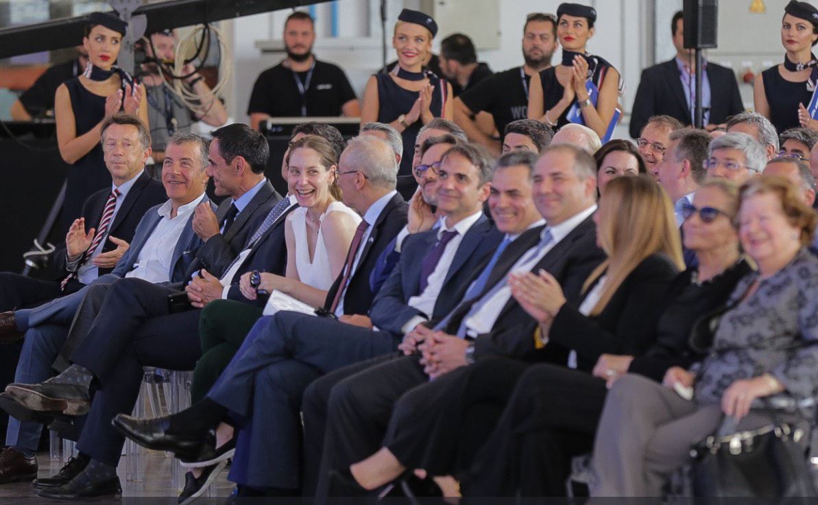 θεοδωράκης-οι-μεγάλες-και-μικρές-επεν-2257852