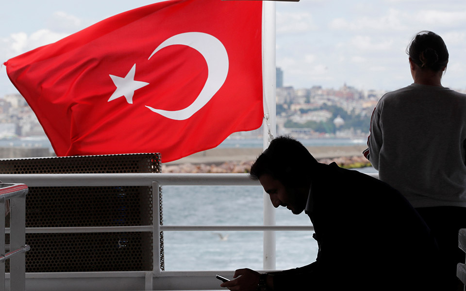 εε-η-προεκλογική-εκστρατεία-στην-τουρ-2258346