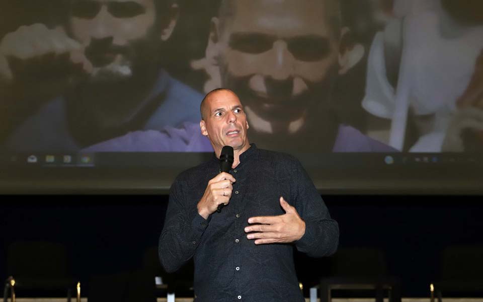 ο-βαρουφάκης-διαμορφώνει-το-προεκλογ-2258924