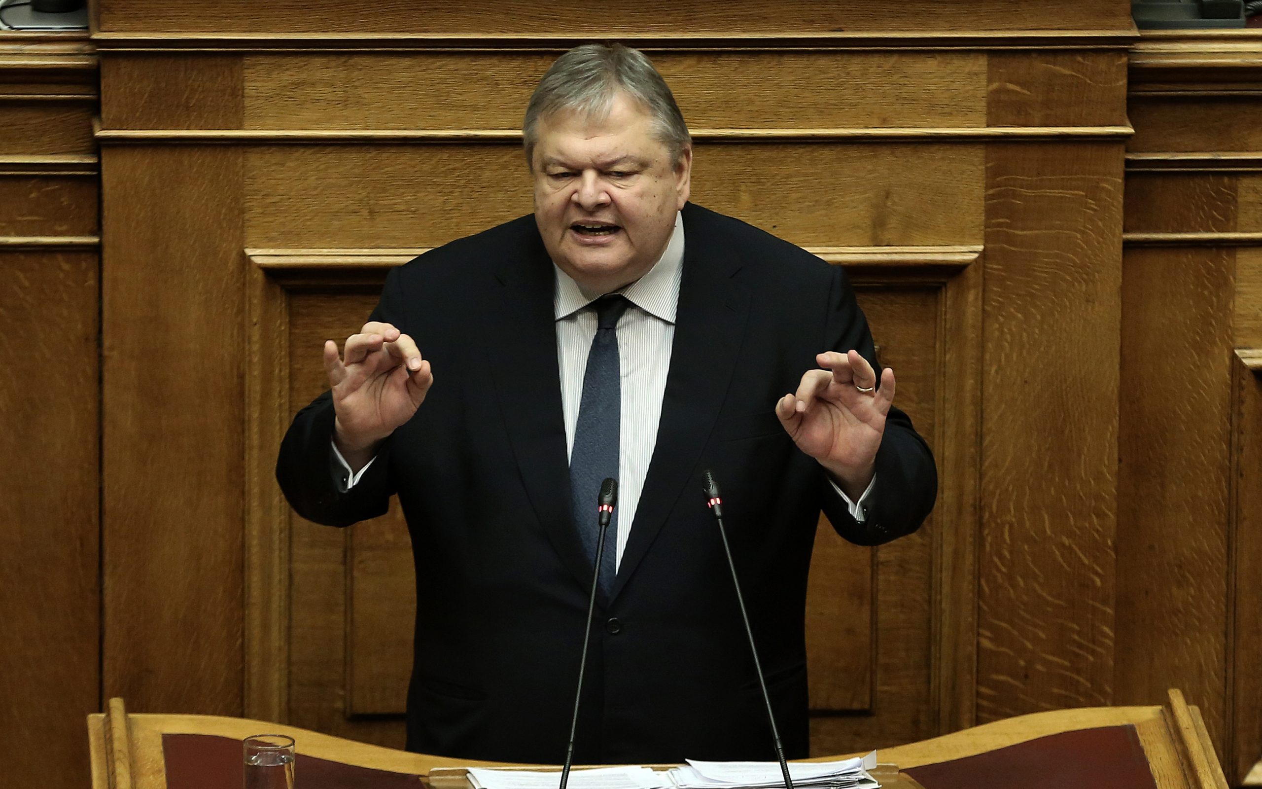 βενιζέλος-απάντηση-στο-ασύλληπτο-πολ-2256342