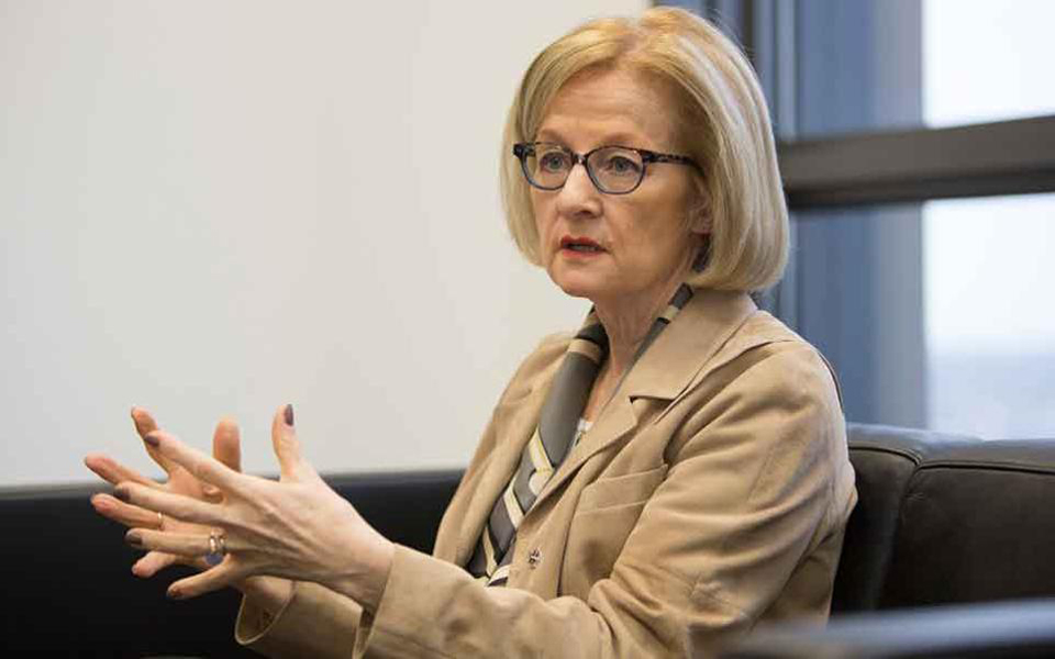 λήγει-η-θητεία-της-επικεφαλής-για-την-τ-2262557