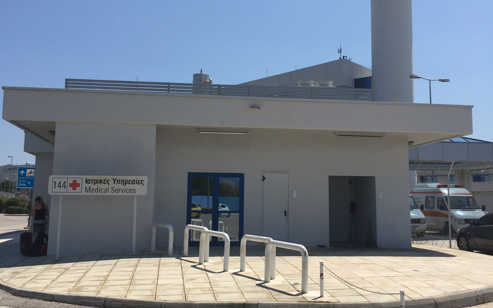 στα-επείγοντα-του-ελ-βενιζέλος-2263561