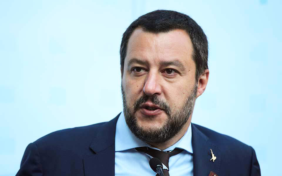 σαλβίνι-κατά-των-μεταναστευτικών-ροώ-2263789