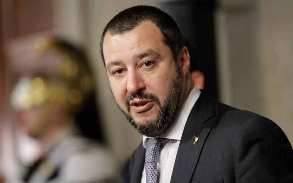 σαλβίνι-εγκρίθηκε-η-αποστολή-δυο-κανα-2264070