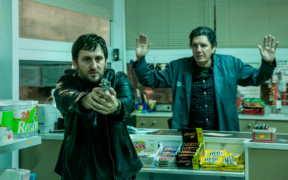 νέες-ταινίες-μια-αλλόκοτη-φονική-ακολ-2264405