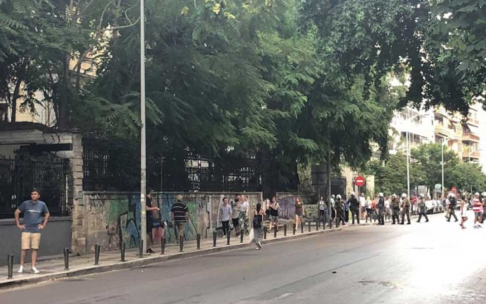 ένταση-στη-θεσσαλονίκη-στο-περιθώριο-2260330