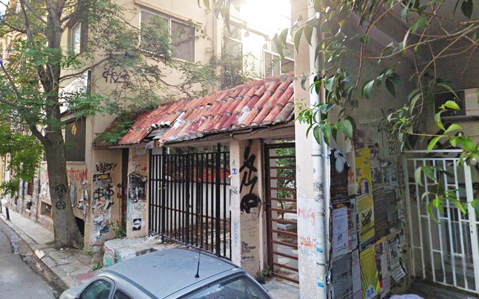 μπίζνες-αναρχικών-με-πρόσφυγες-στα-εξ-2261020