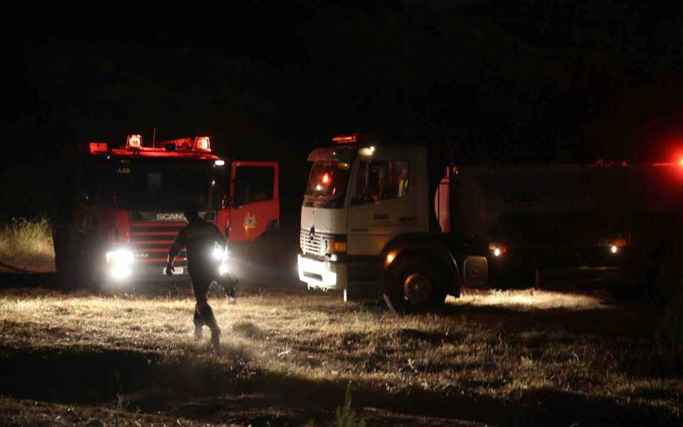 ανεξέλεγκτη-η-φωτιά-στη-σπίνα-χανίων-2260340