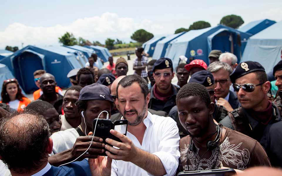 επίδειξη-σκληρότητας-από-την-ιταλία-2261594