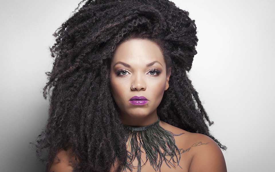 μια-αυθεντική-σόουλ-φωνή-2262054