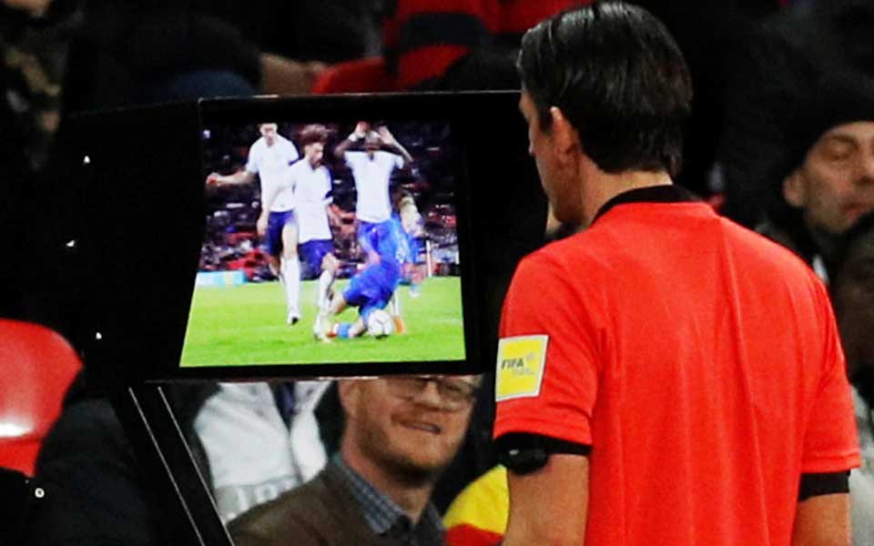 πώς-το-σύστημα-var-θα-μπει-στη-ζωή-του-ελλη-2262247