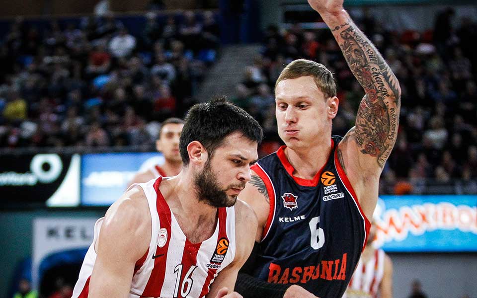 μπάσκετ-ετοιμο-το-ερυθρόλευκο-παζλ-2263046