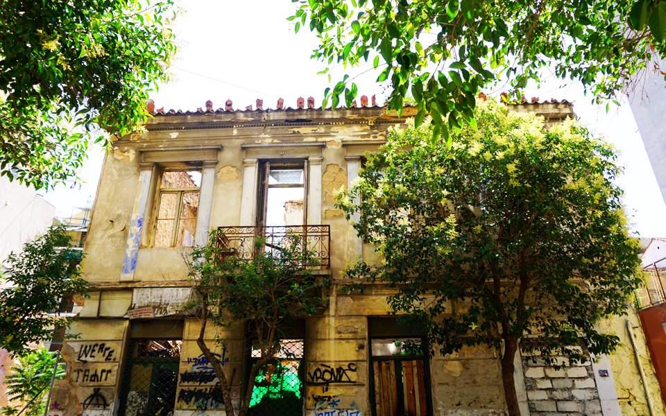 το-χρώμα-της-νεοκλασικής-αθήνας-στην-ο-2260840