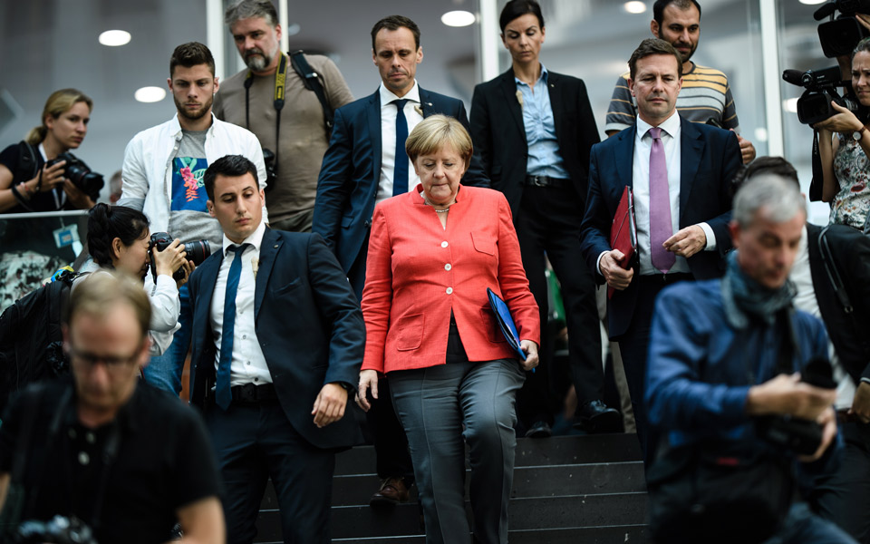 δημοσκόπηση-σε-χαμηλό-12ετίας-υποχώρησ-2264964