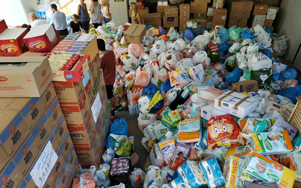 ολοι-μαζί-μπορούμε-να-ανακουφίσουμ-2264382