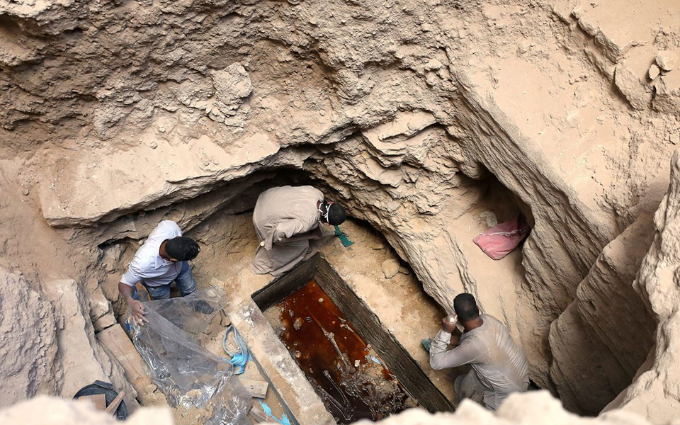 αιγύπτιος-αρχαιολόγος-η-σαρκοφάγος-2263191