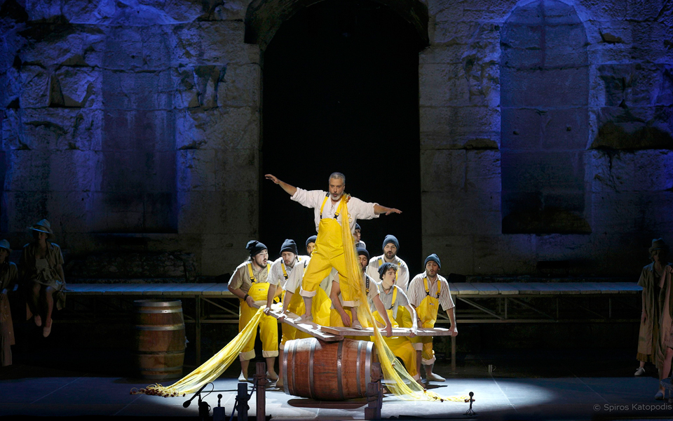 η-νοσταλγική-περουζέ-συναντά-το-σημ-2262194