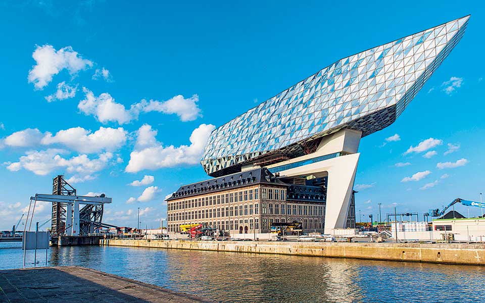 υψηλή-αρχιτεκτονική-που-σε-ταξιδεύε-2260771