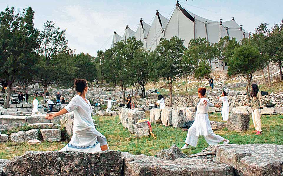 ολονύχτια-εμπειρία-ονείρων-βιωματι-2265191