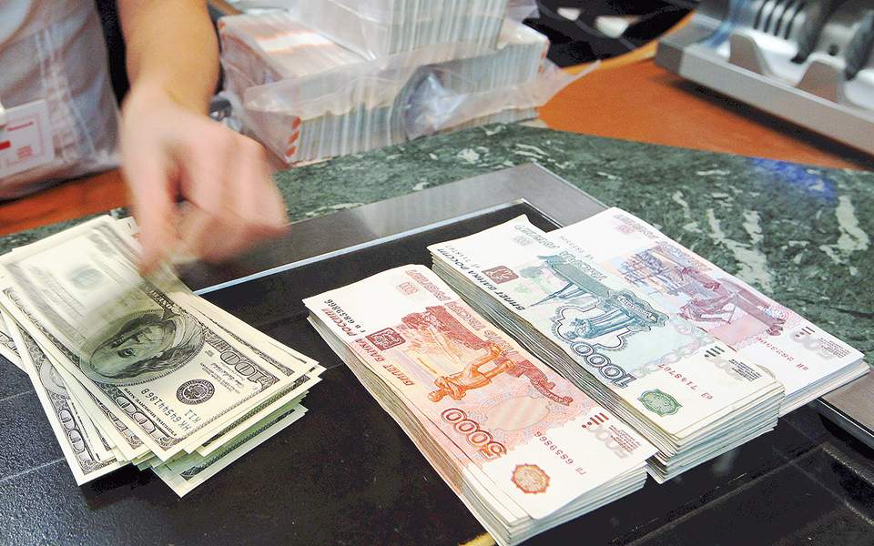 βαριές-οι-συνέπειες-του-εμπορικού-πολ-2264138