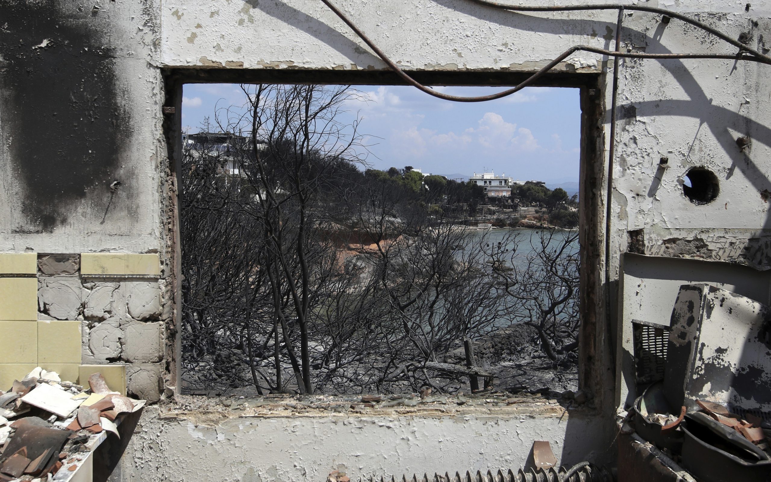 aυτοψίες-του-υπ-υποδομών-mη-κατοικήσιμ-2264278