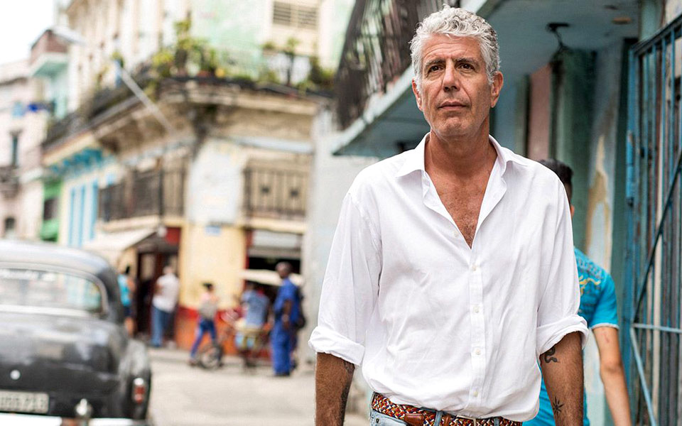 οι-πολλές-ζωές-του-άντονι-μπουρντέν-2262732