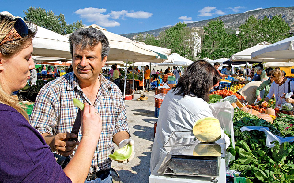 φρέσκα-βιολογικά-φρούτα-και-λαχανικά-2262530