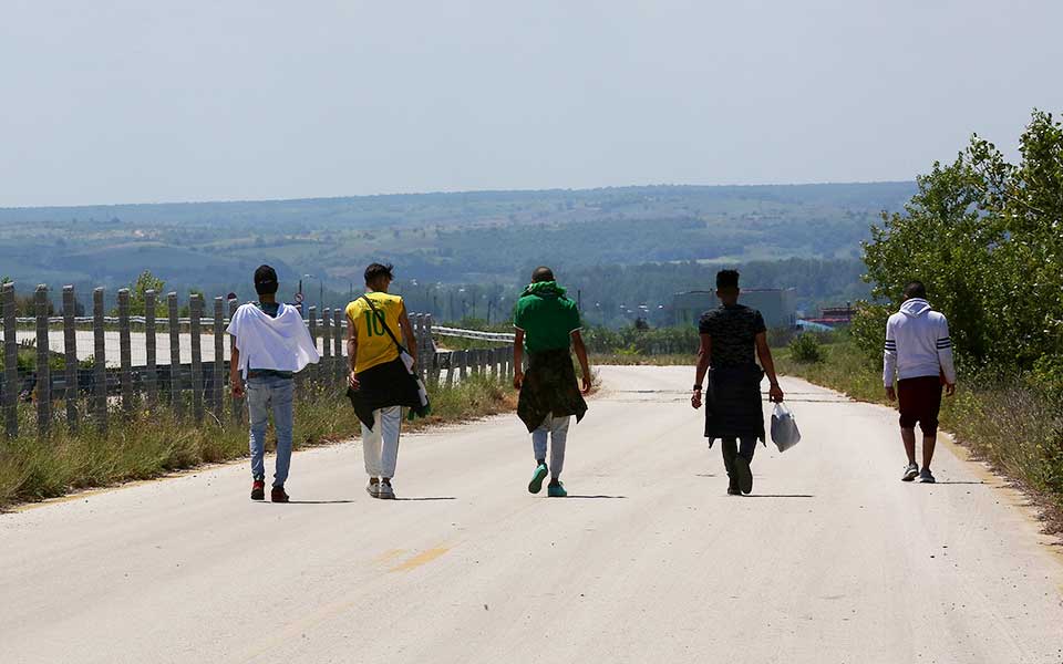 στην-ελλάδα-εισήλθαν-10-000-μετανάστες-από-2265472