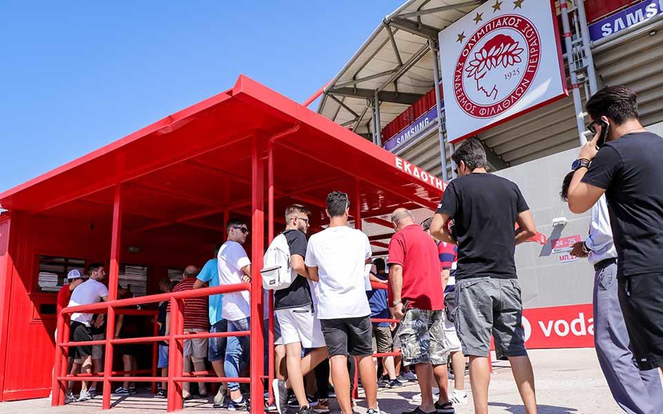 ανεβαίνει-ο-πήχυς-για-ολυμπιακό-μετά-τ-2266386