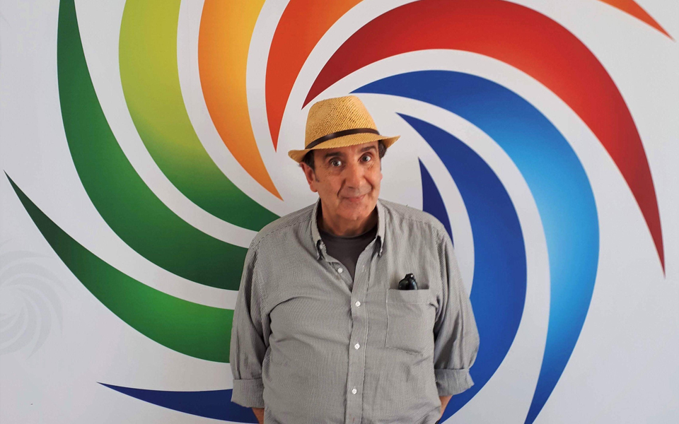 ενα-εικοσιτετράωρο-με-τον-καλλιτέχνη-2265625