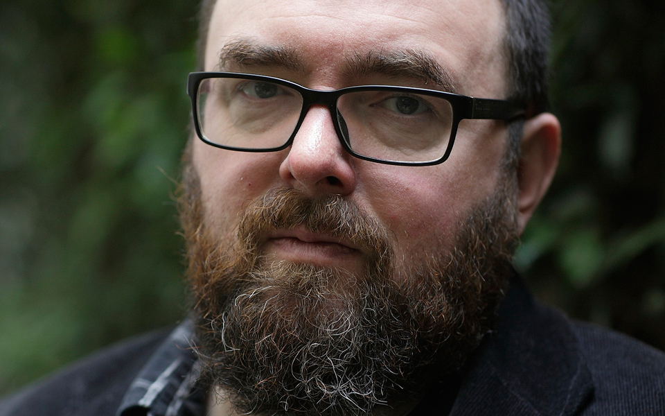 στιούαρτ-νέβιλ-καλό-αστυνομικό-ίσον-2266830