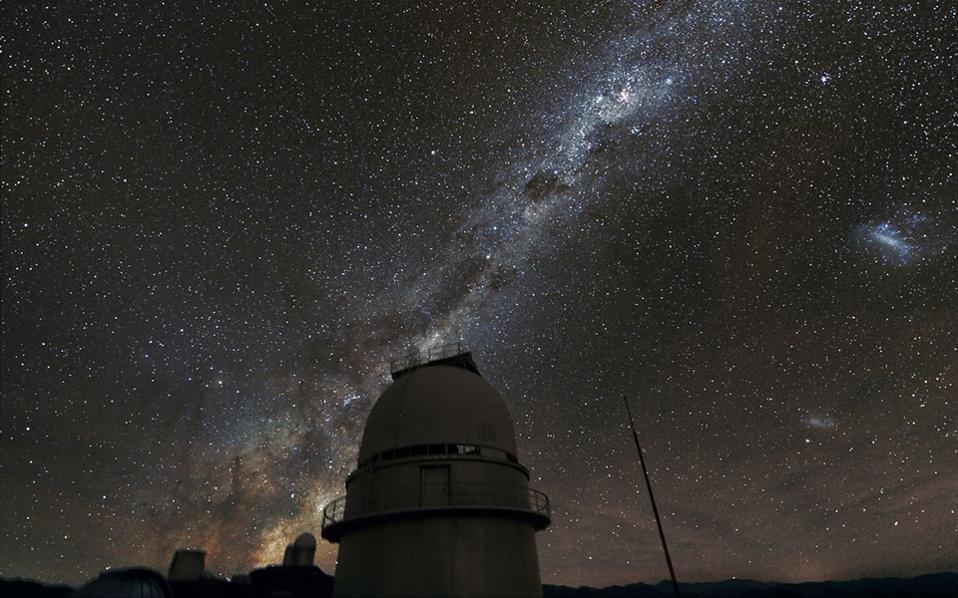 με-το-βλέμμα-στον-ουρανό-την-κυριακή-γι-2267133