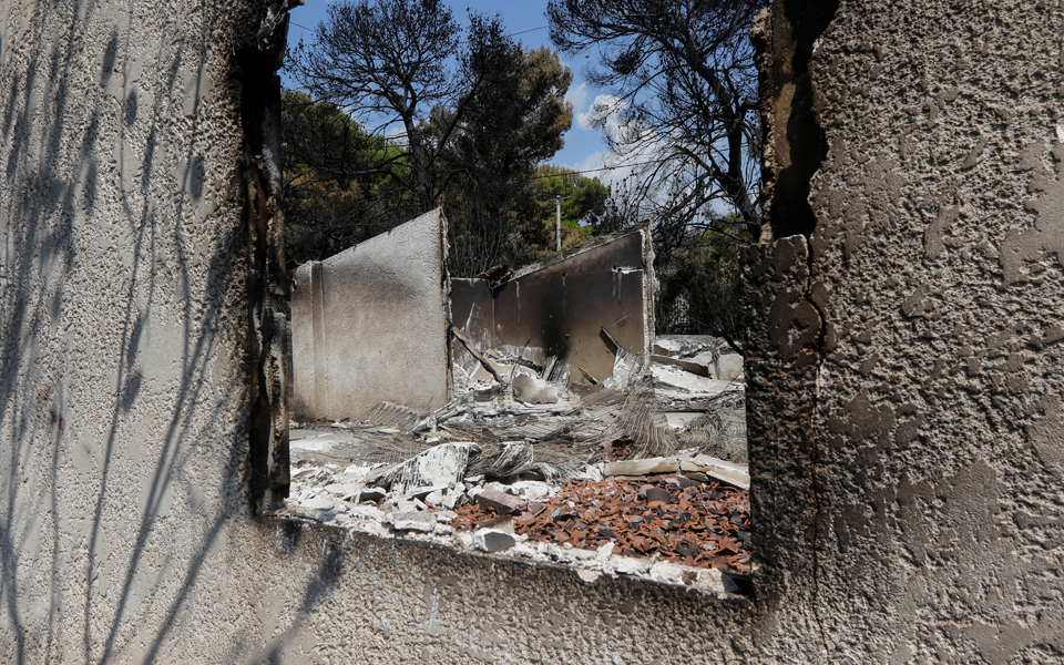 η-ηρωική-οικιακή-βοηθός-σωτήρας-ηλικι-2265985