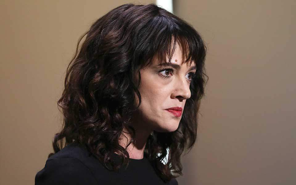 αζια-αρτζέντο-η-ειρωνεία-της-τύχης-απα-2269159