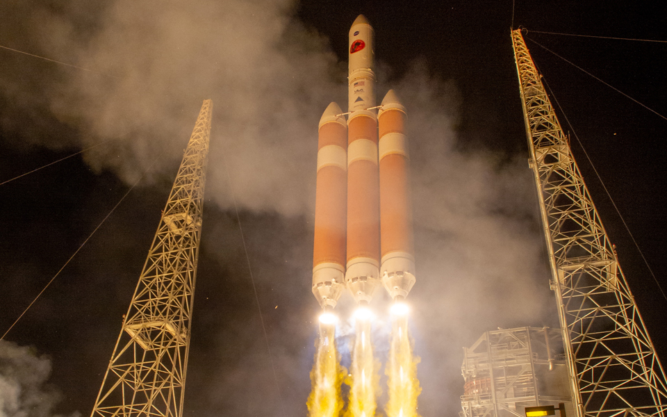 ιστορική-αποστολή-ο-άνθρωπος-θα-αγγί-2267876