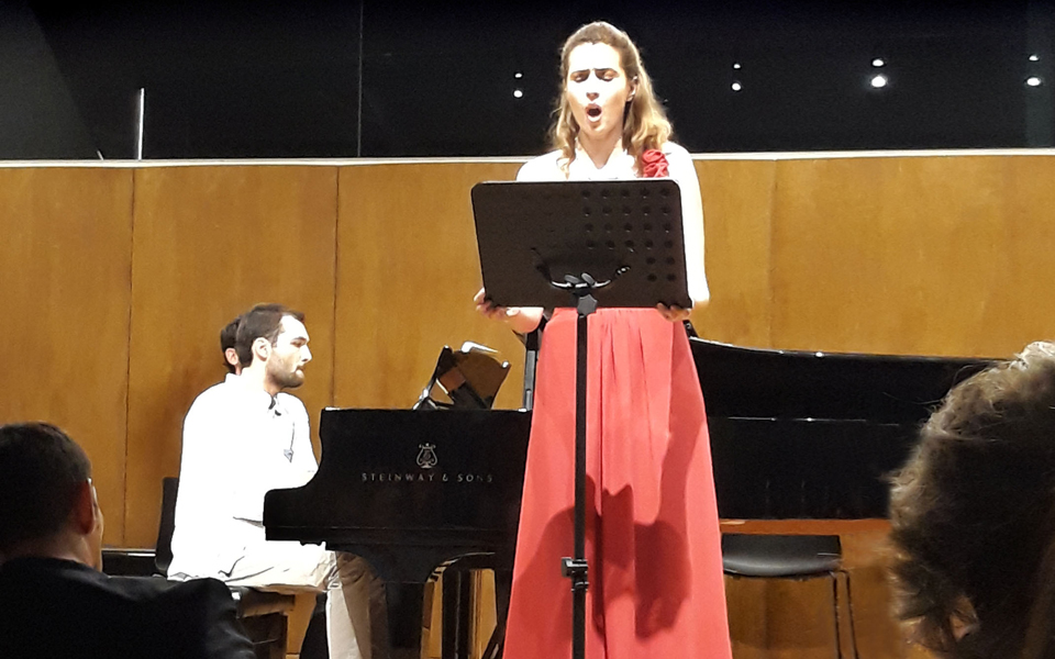 περίσσεια-νεανικού-ταλέντου-σε-αφιέρ-2270465