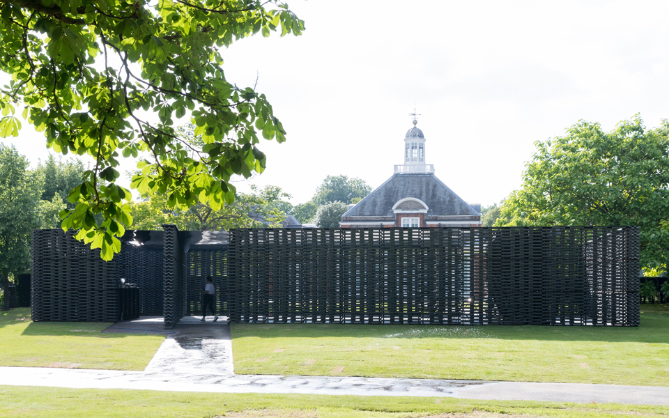 μια-μεξικανική-αυλή-στο-λονδίνο-2269255